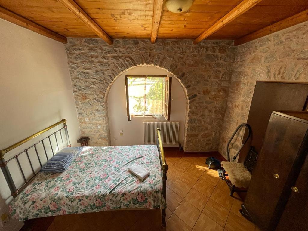 Find Your Peace In A Traditional Country House!! Láyia 외부 사진